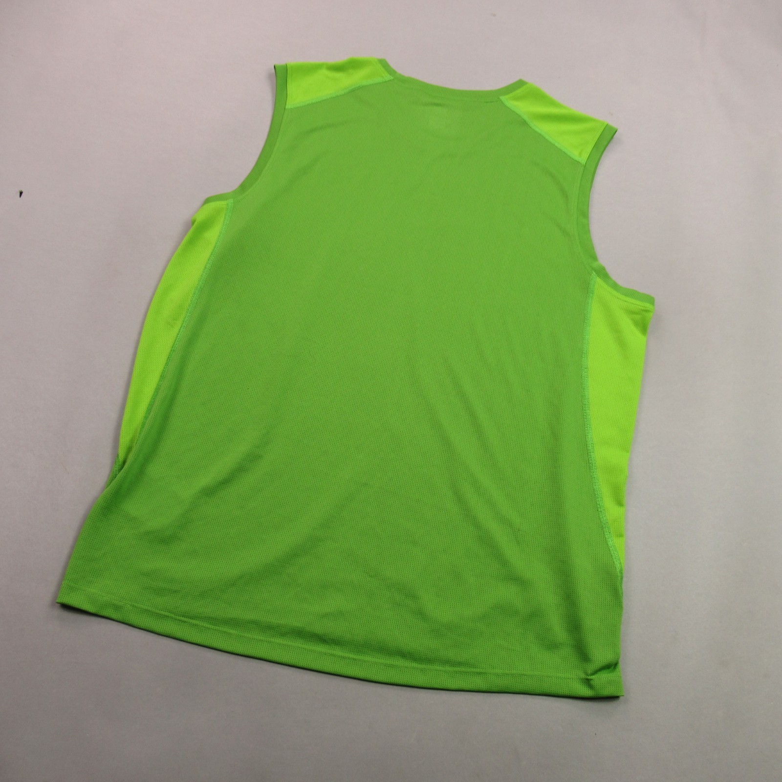 Arcteryx Shirt Mens Medium Sleeveless Crew Neck Stretch Lightweight Hiking Green gallery