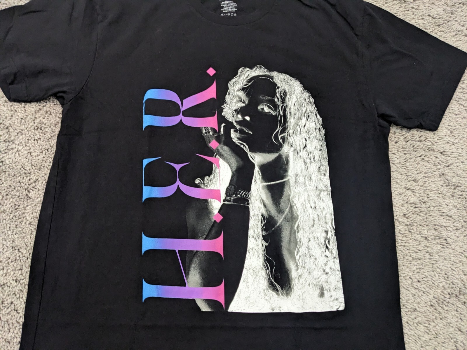 Official H.E.R. “Back of My Mind” Tour T Shirt Mens Medium The Thread Shop gallery