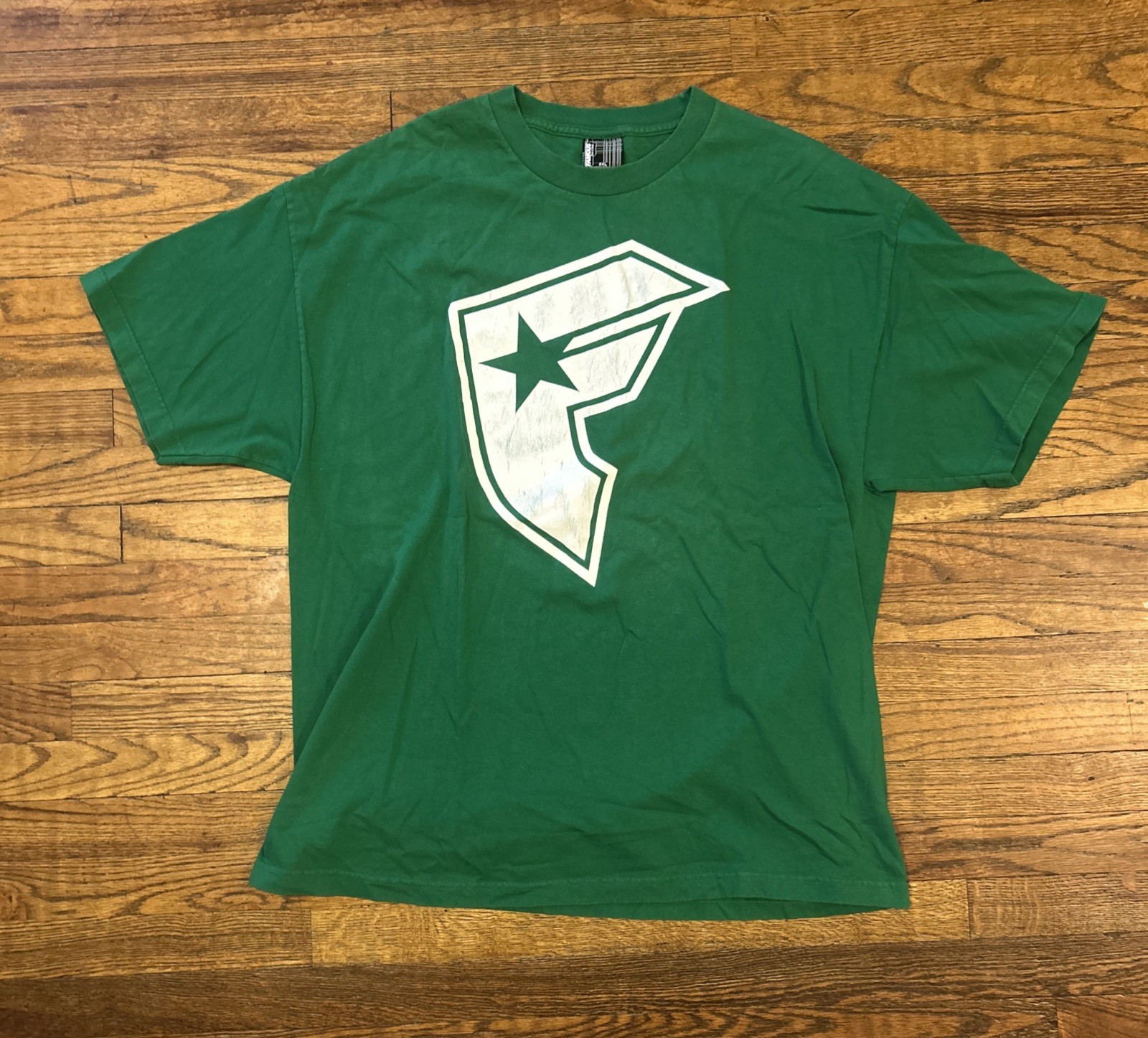 Vintage Famous Stars And Straps T-Shirt Green Big Faded Logo Y2K XXL 2XL gallery