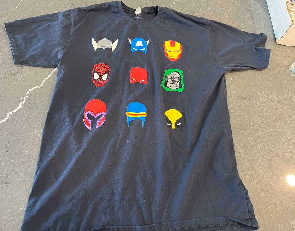 We Love Fine Marvel Avengers Spider-man Doom T Shirt Mens Sz Xl