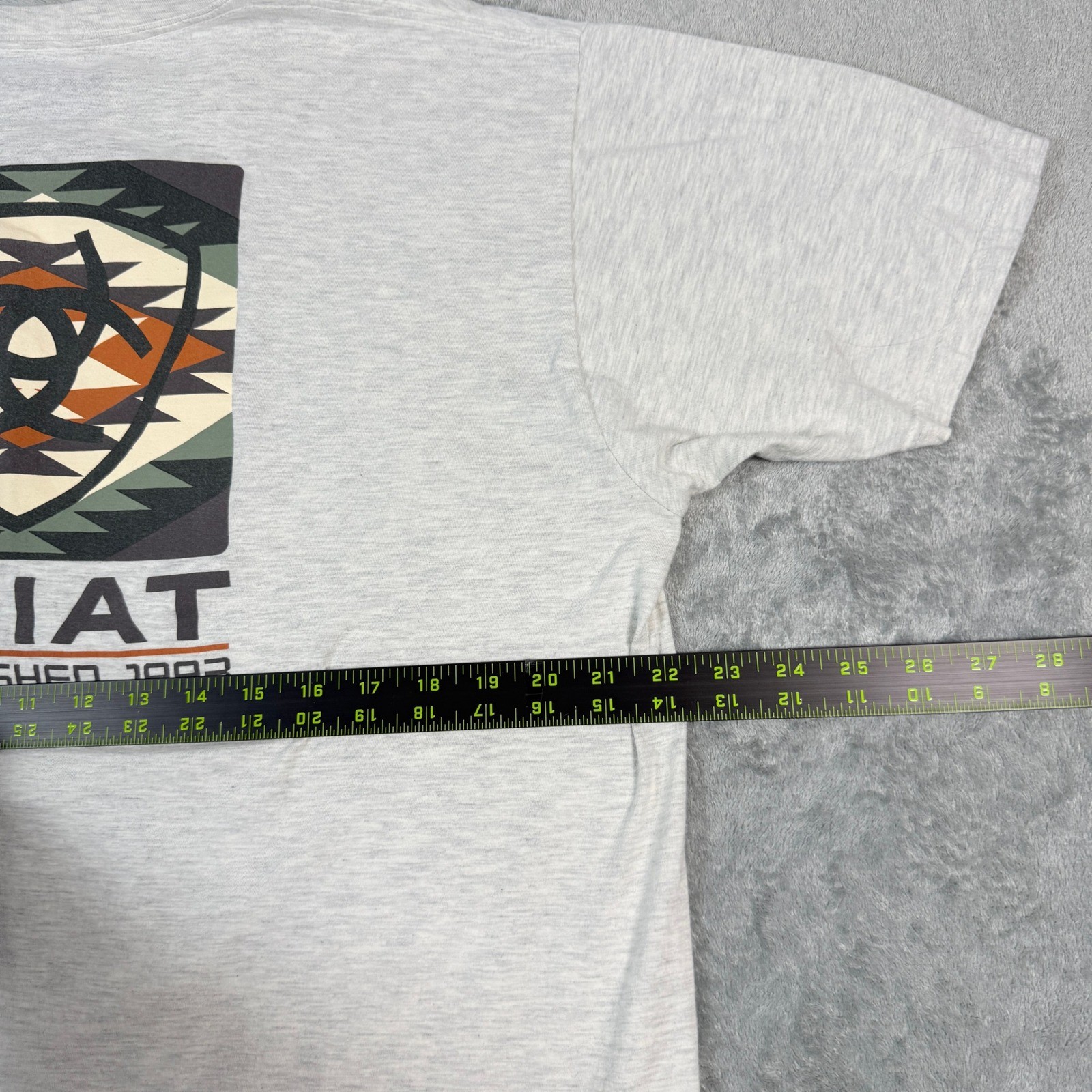 Ariat Mens XL T-Shirt Gray Short Sleeve Southwestern Graphic Buckle Exclusive gallery