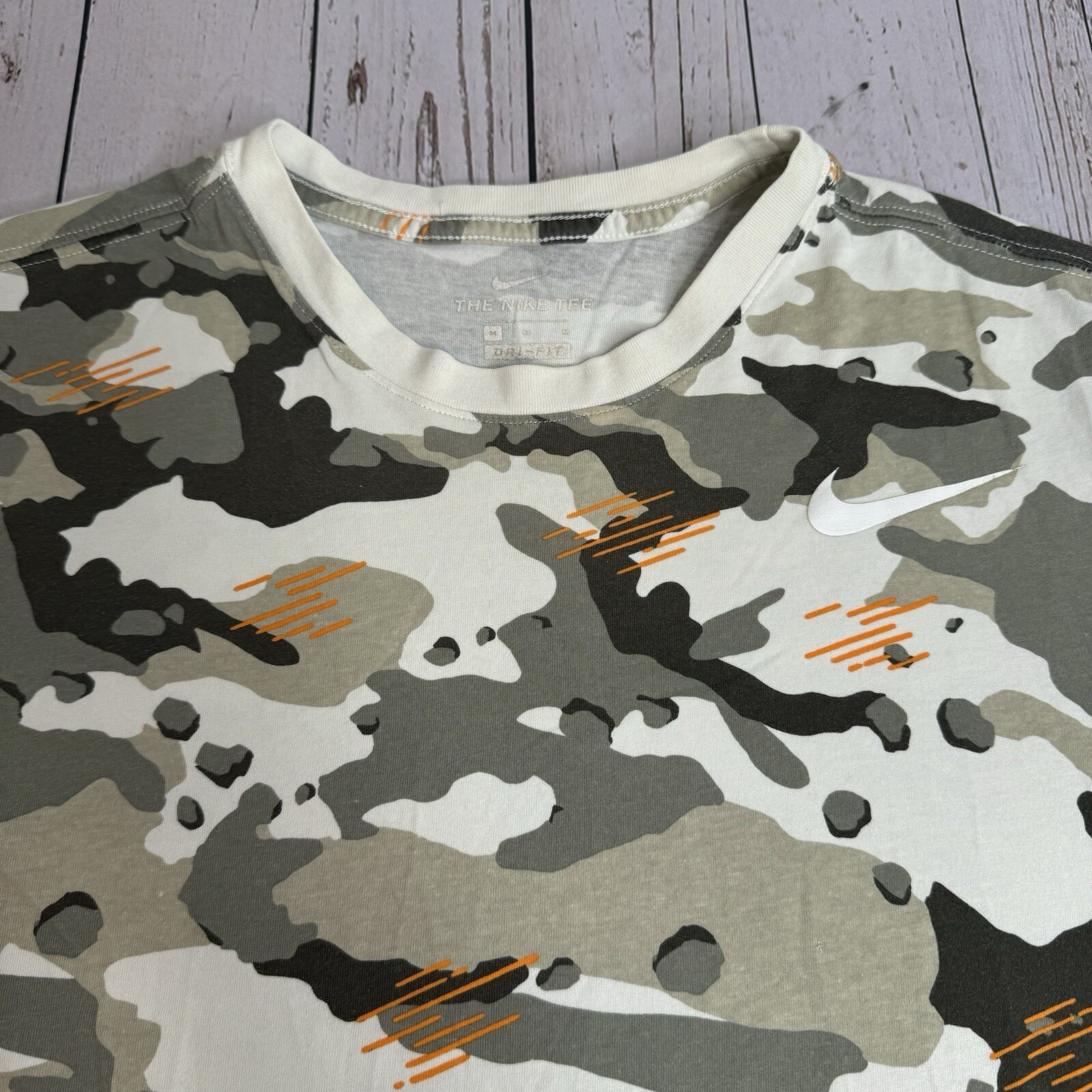 Nike Athlete DriFit Short Sleeve T Shirt Brown Camo Camouflage Mens Medium Tee gallery