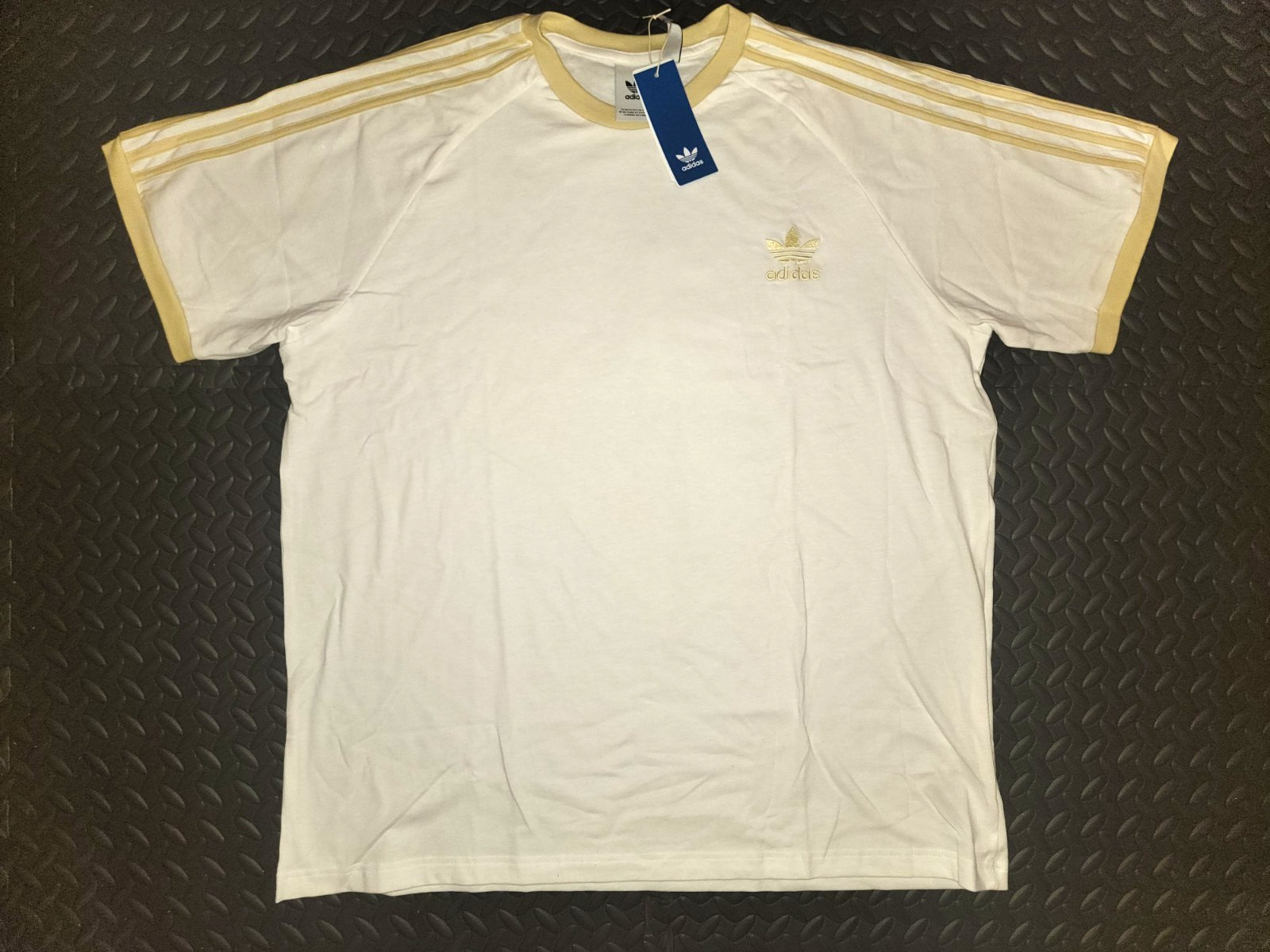 NEW MENS ADIDAS ORIGINALS CALIFORNIA 3 STRIPES SHIRT ~SIZE XL #KA5601 RARE! gallery