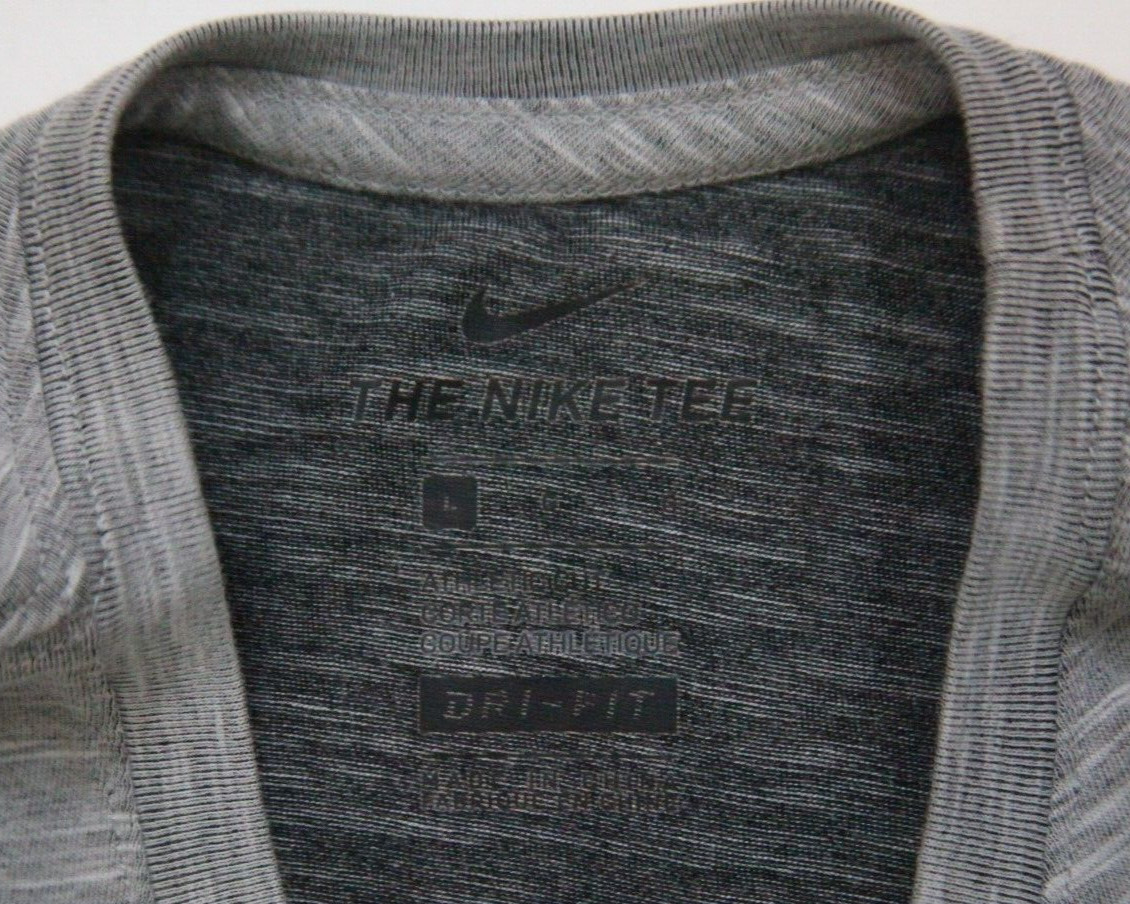 Large Nike Dri Fit Gray Cotton Poly Short Sleeve Mans Graphic T-Shirt Top P17 gallery