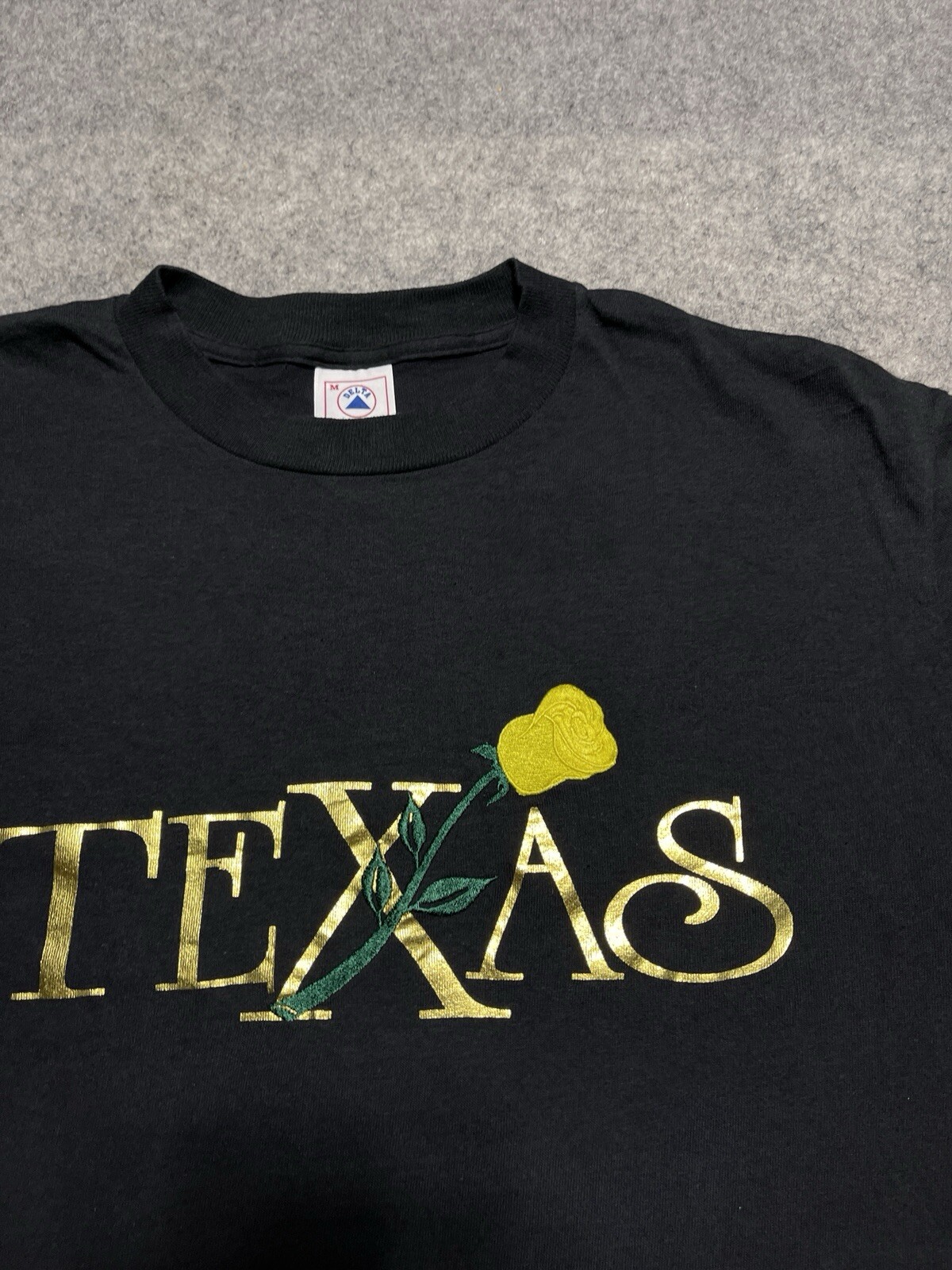 Yellow Rose of TEXAS Black Single Stitch VINTAGE USA Made Shirt Medium Embroider gallery