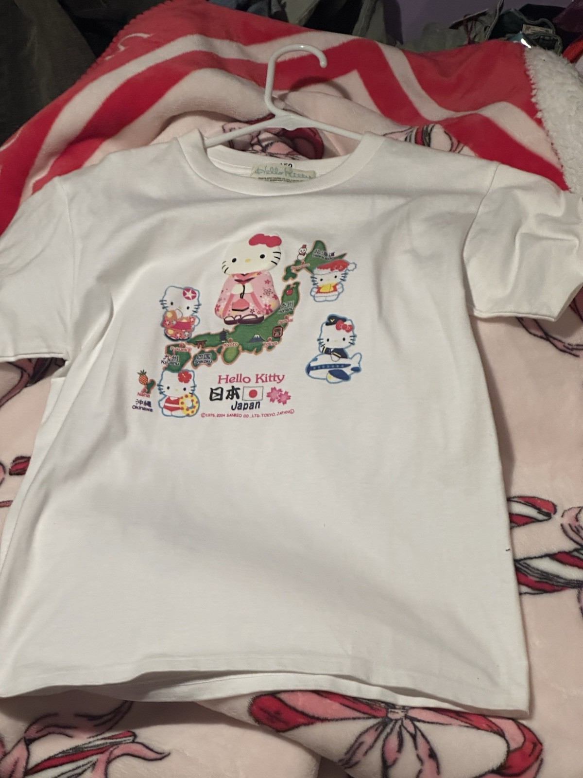 SANRIO HELLO KITTY VINTAGE WHITE TEE TOKOYO JAPAN 2004 NEW PAT.3038514&P gallery