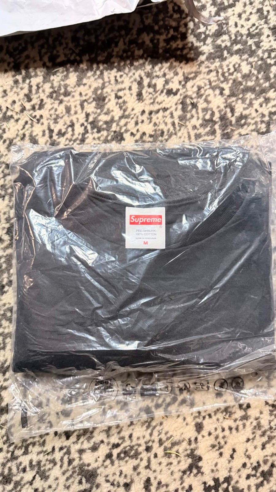 Supreme Arabic Box Logo Tee MULTIPLE COLORS - ALL SIZES gallery