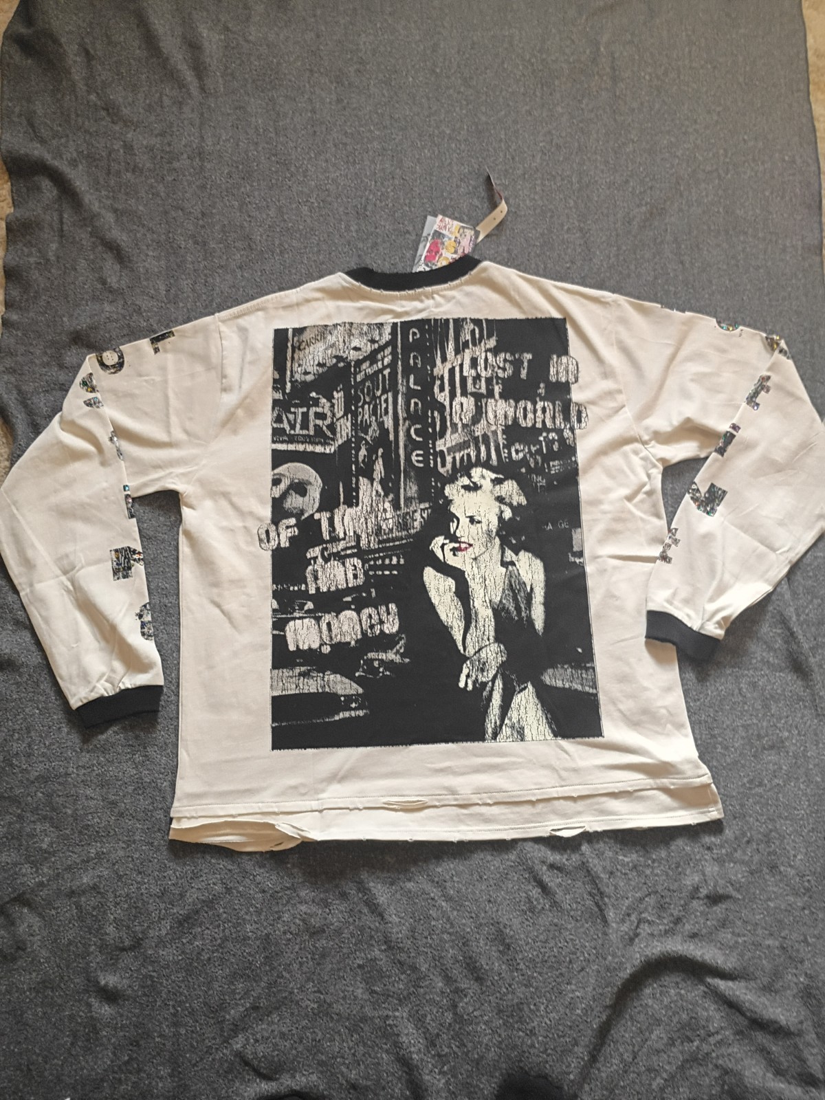Lost Intricacy NY “Kiss of Monroe” Long Sleeve NWT size medium $280 retail gallery