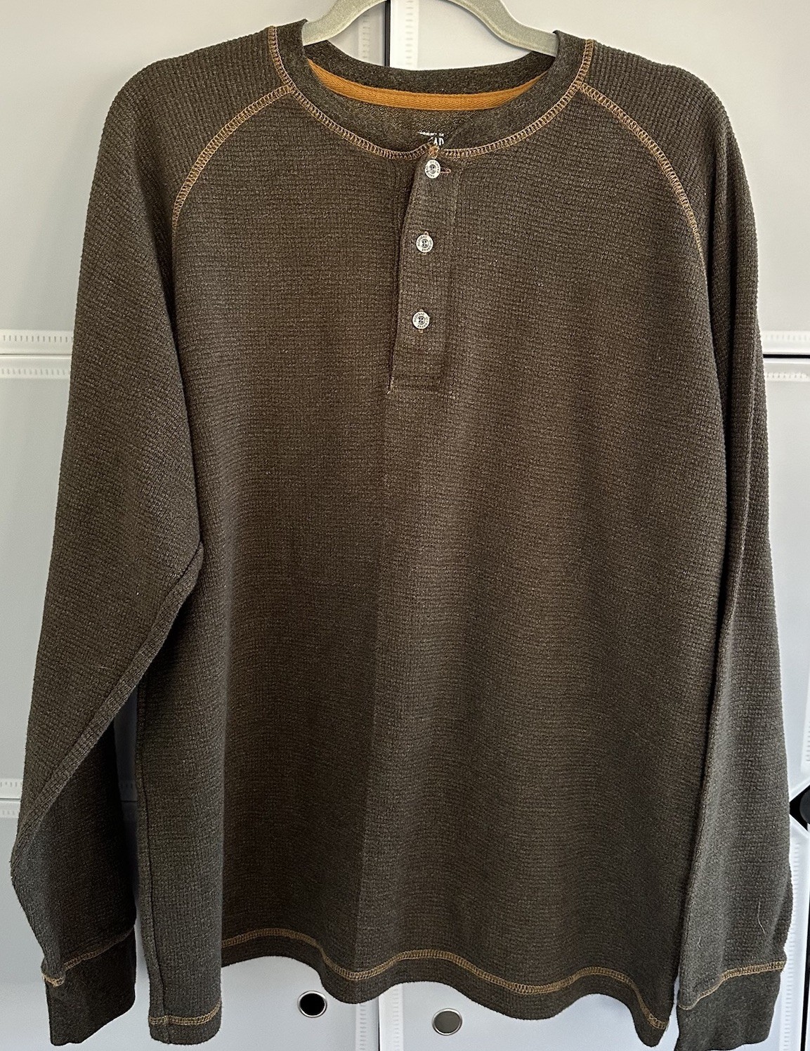 Redhead Men’s Thermal Henley Shirt Size Large Long Sleeve, Brown Pullover