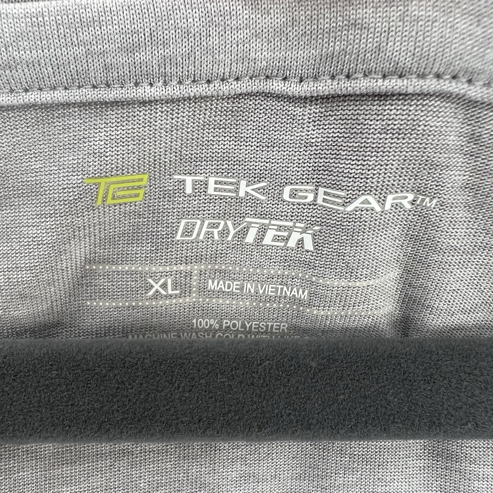 Tek Gear Tee Womens XL Gray Short Sleeve Athletic DryTek Athleisure Stretch gallery