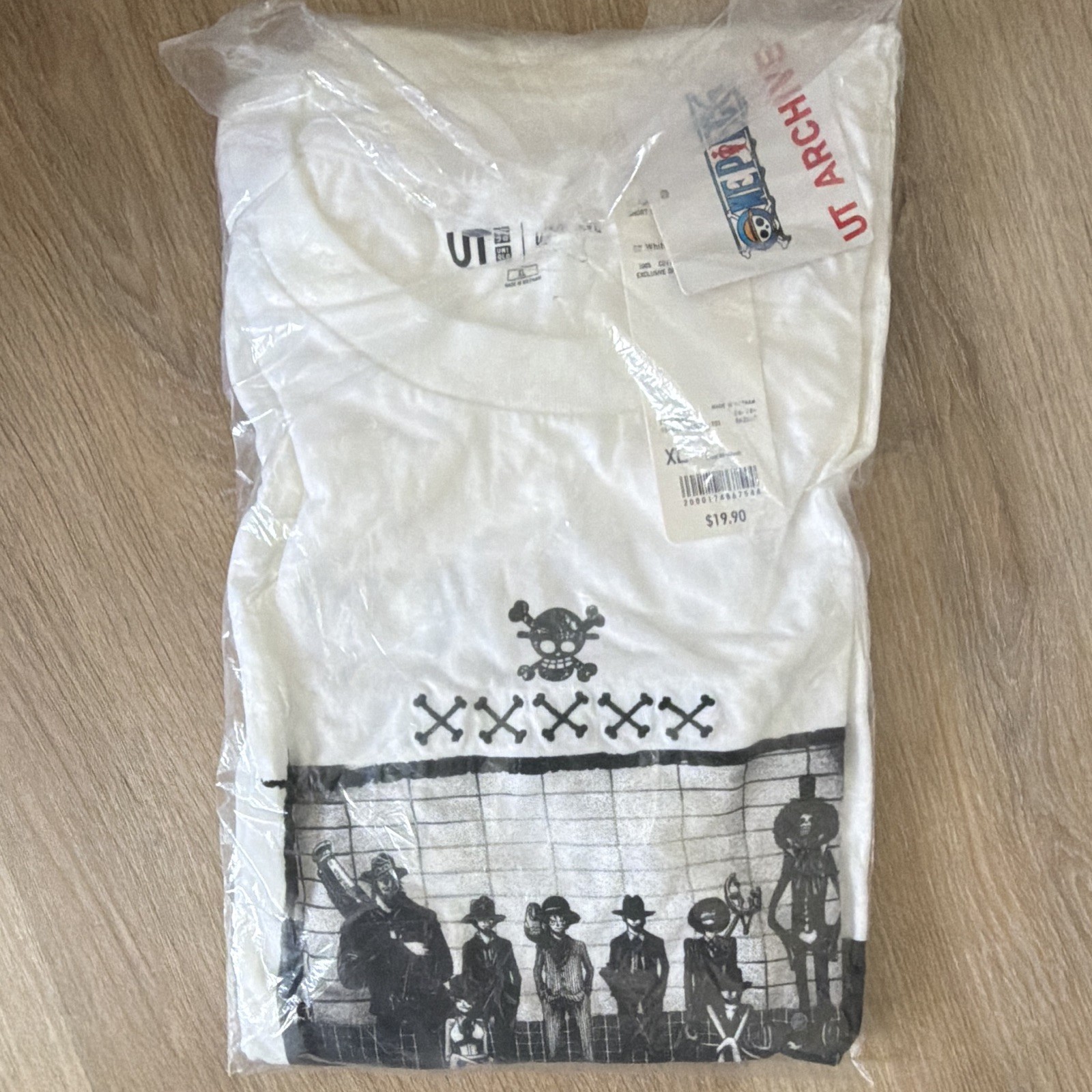 Uniqlo UT Archive One Piece Luffy Graphic Crewneck Tee White Men’s XL