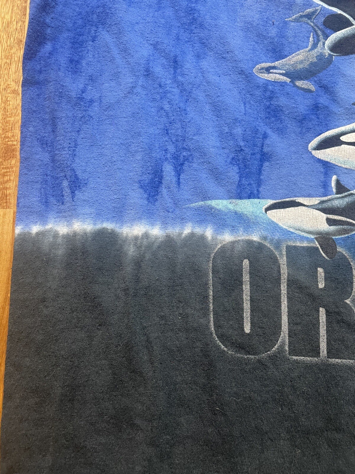 Sea World Tie-Dye Orcas Killer Whale T-Shirt Size Medium gallery