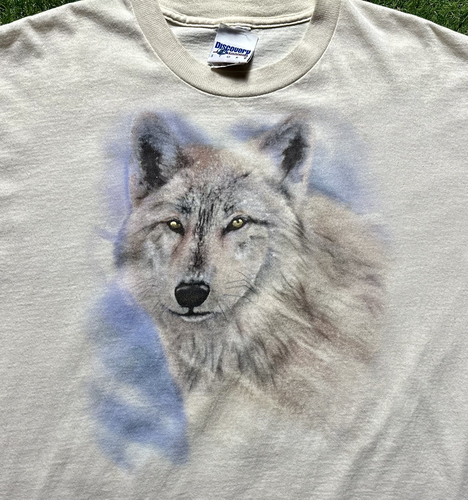 Vintage Wolf T Shirt gallery