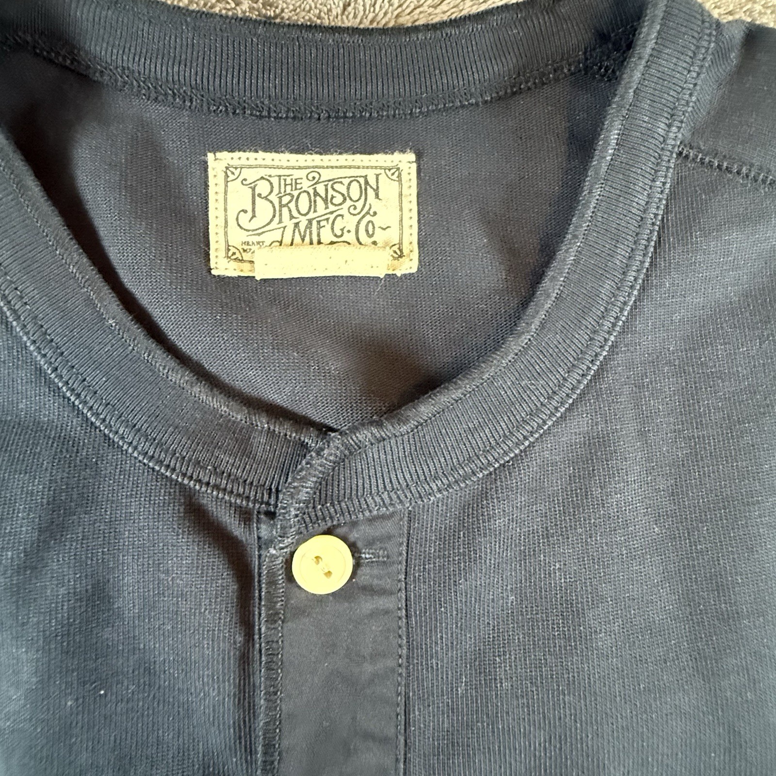 The Bronson MFG. Co. Men's Long Sleeve Henley Cotton Knit T-Shirt Blue XXL gallery
