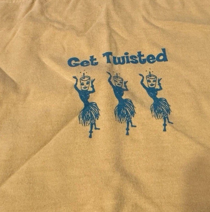 Twisties Lounge Strathmere, NJ Hula Drink Girls Logo T-Shirt