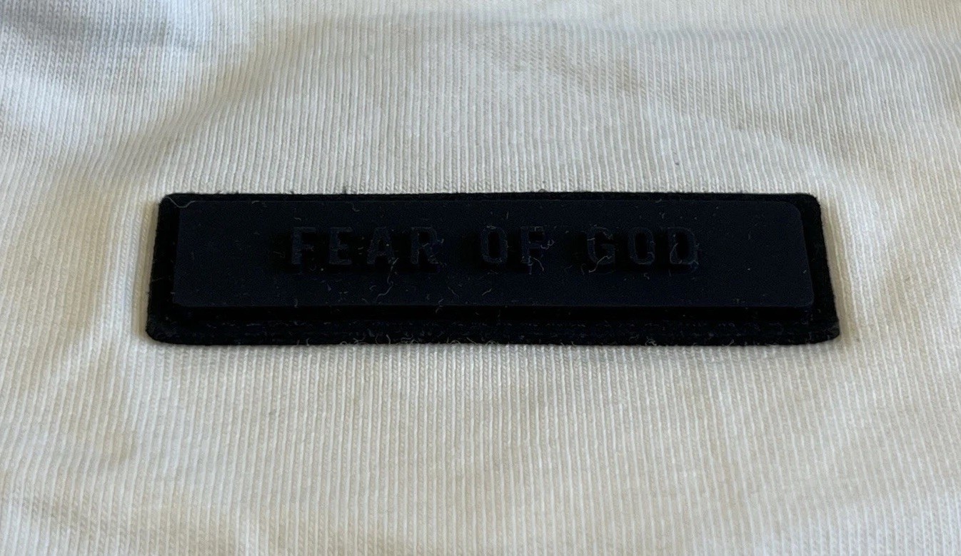 New Fear Of God Essentials Shirt Tee Size Large White Authentic Cloud Dancer NWT gallery