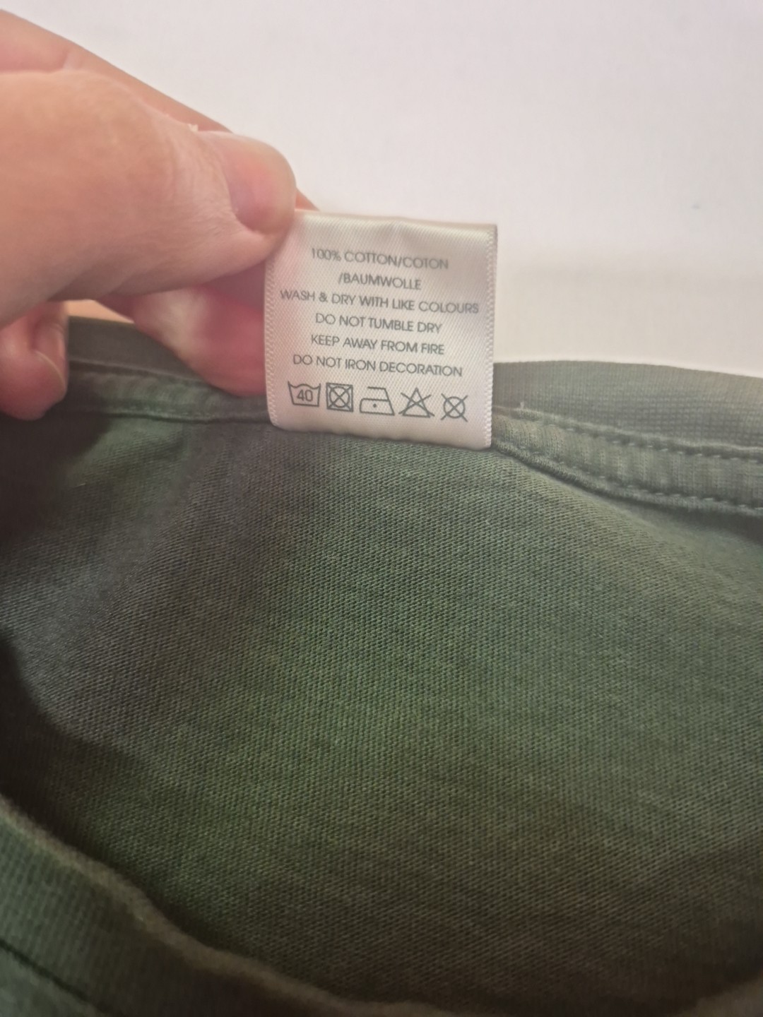 Uneek T-Shirt Men's Green Kubrick Crew Neck Short Sleeved Size Large gallery