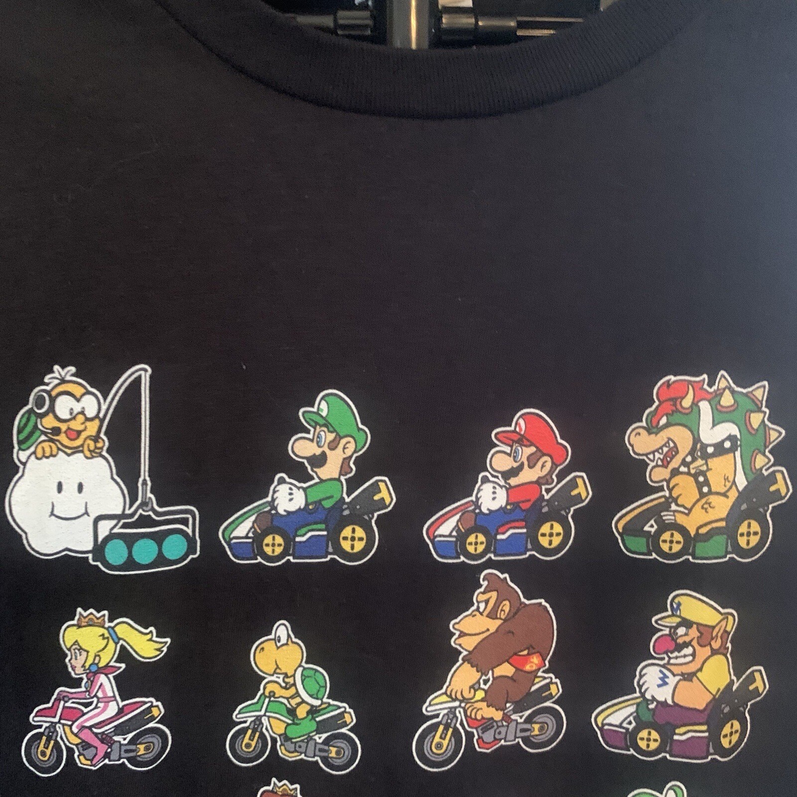 Mario Kart T Shirt Men’s Size Large Delta Official Nintendo Licensed Product gallery