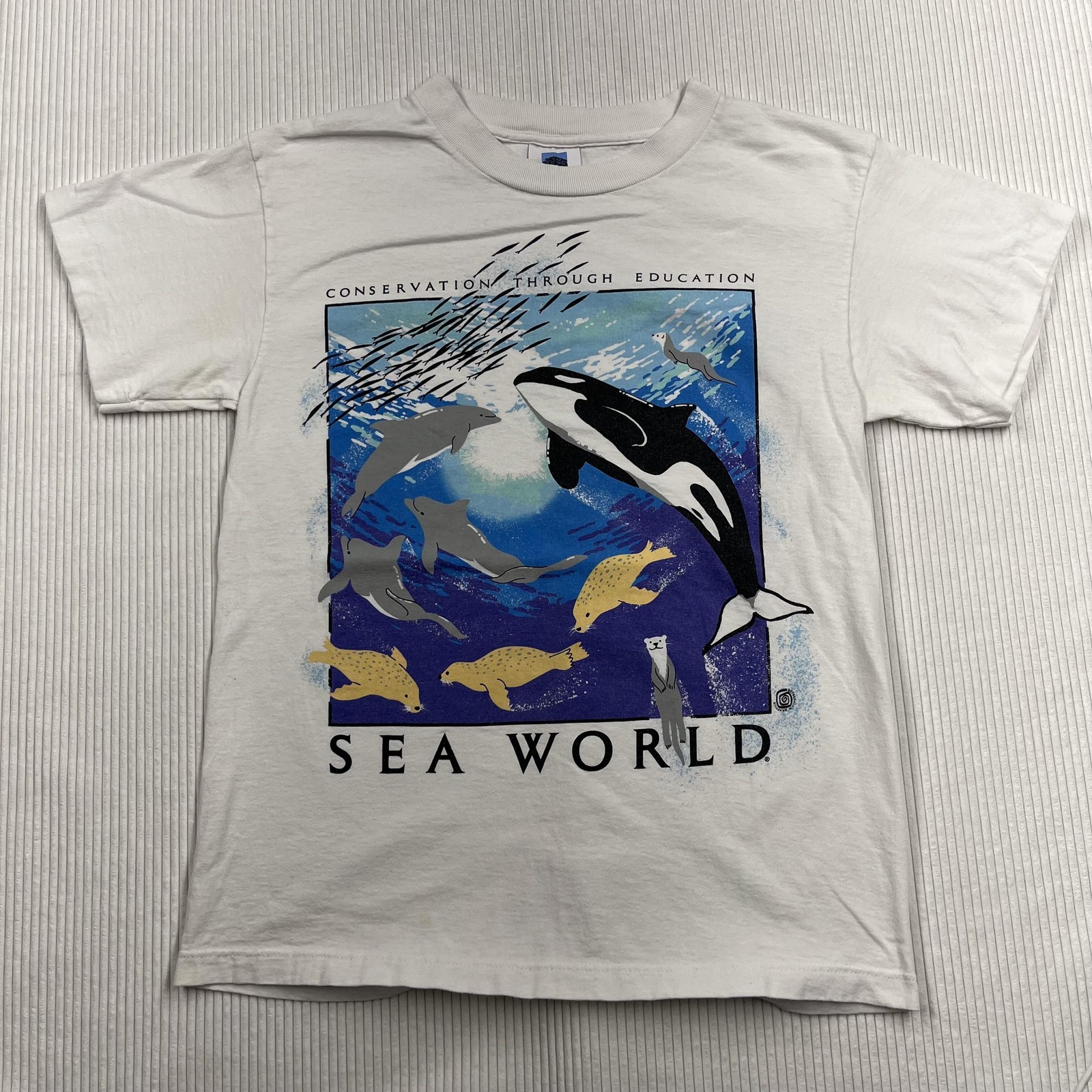 Vintage Kingstree Classic Shirt Mens M White Sea World Orca Graphic Tee 90s USA gallery