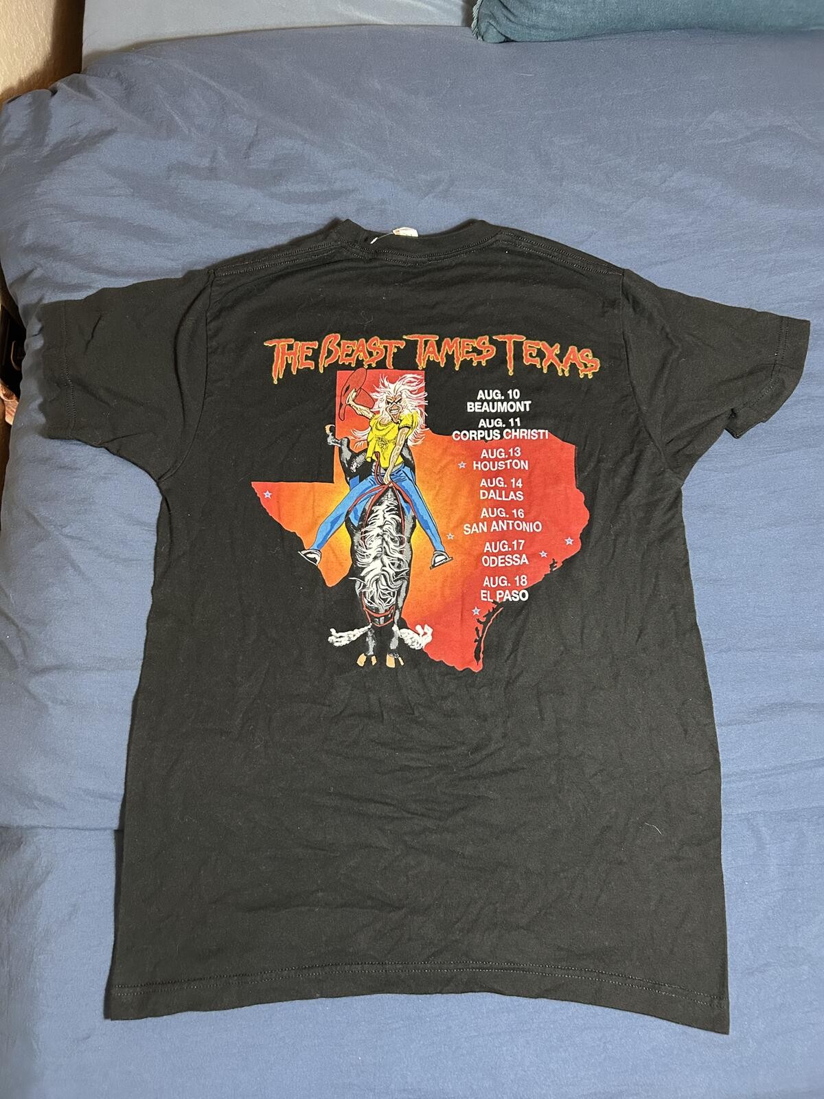Iron Maiden Texas 1982 / The Beast Tames Texas Black Band T-Shirt Size M gallery