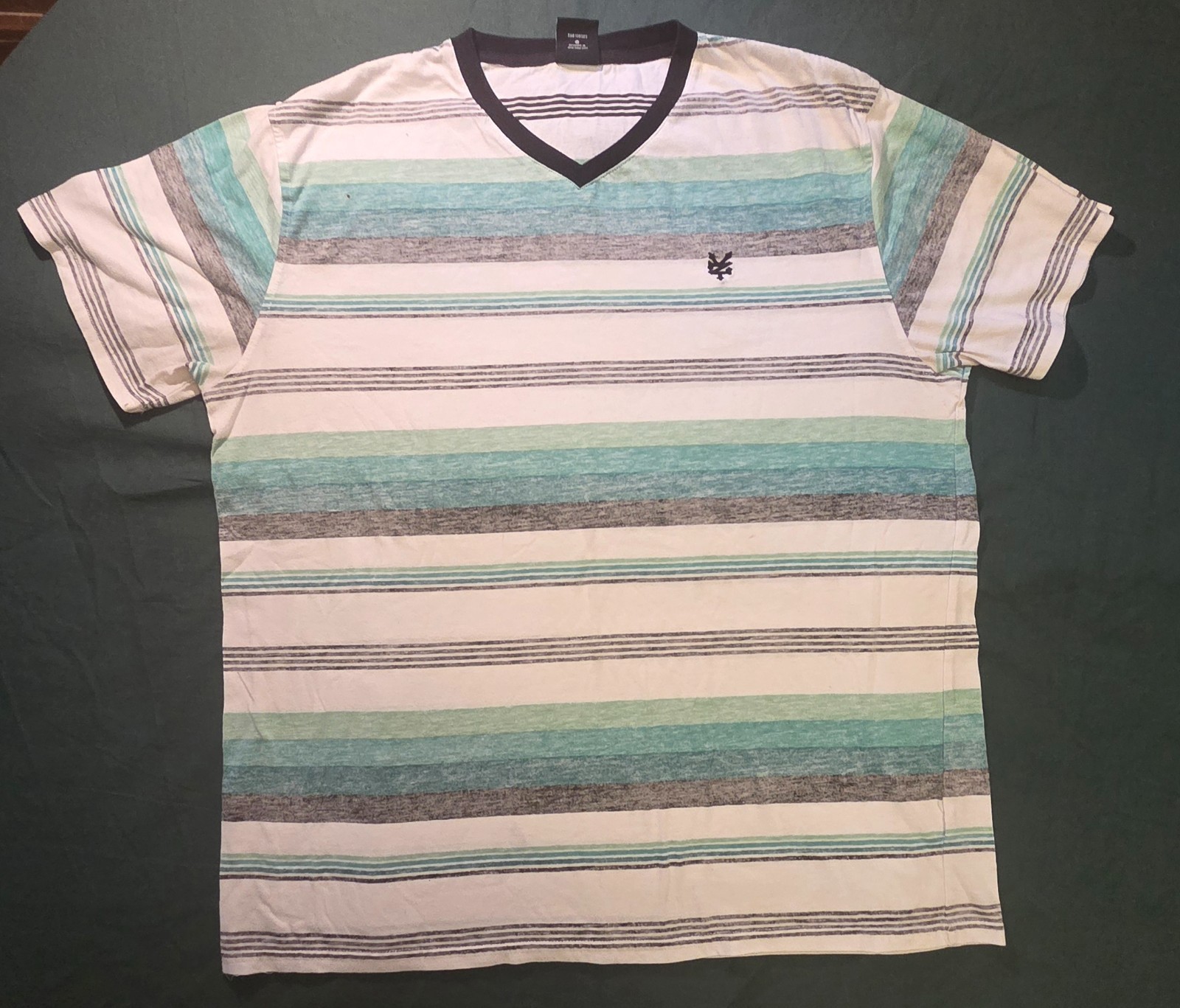 ZOO YORK Unbreakable T Shirt XL Variegated Green Gray White Black V Collar NYC