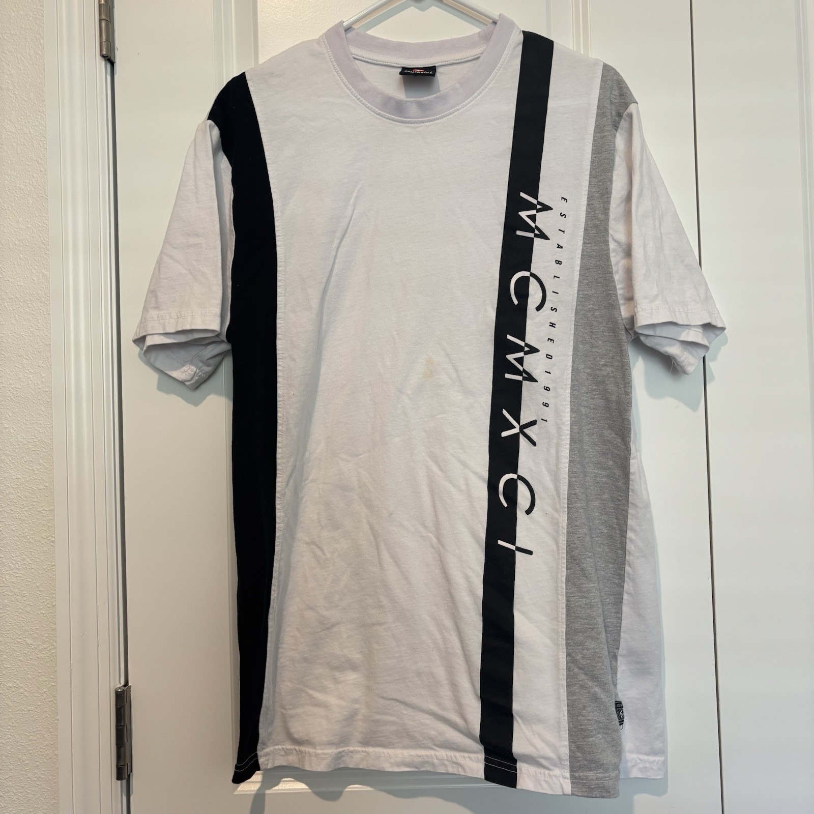 Southpole Shirt Mens XL White Graphic 1991 Authentic Collection Streetwear gallery