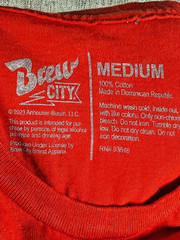 Size M Brew City Anhauser Busch Budweiser Beer Classic Logo Graphic T-Shirt Red