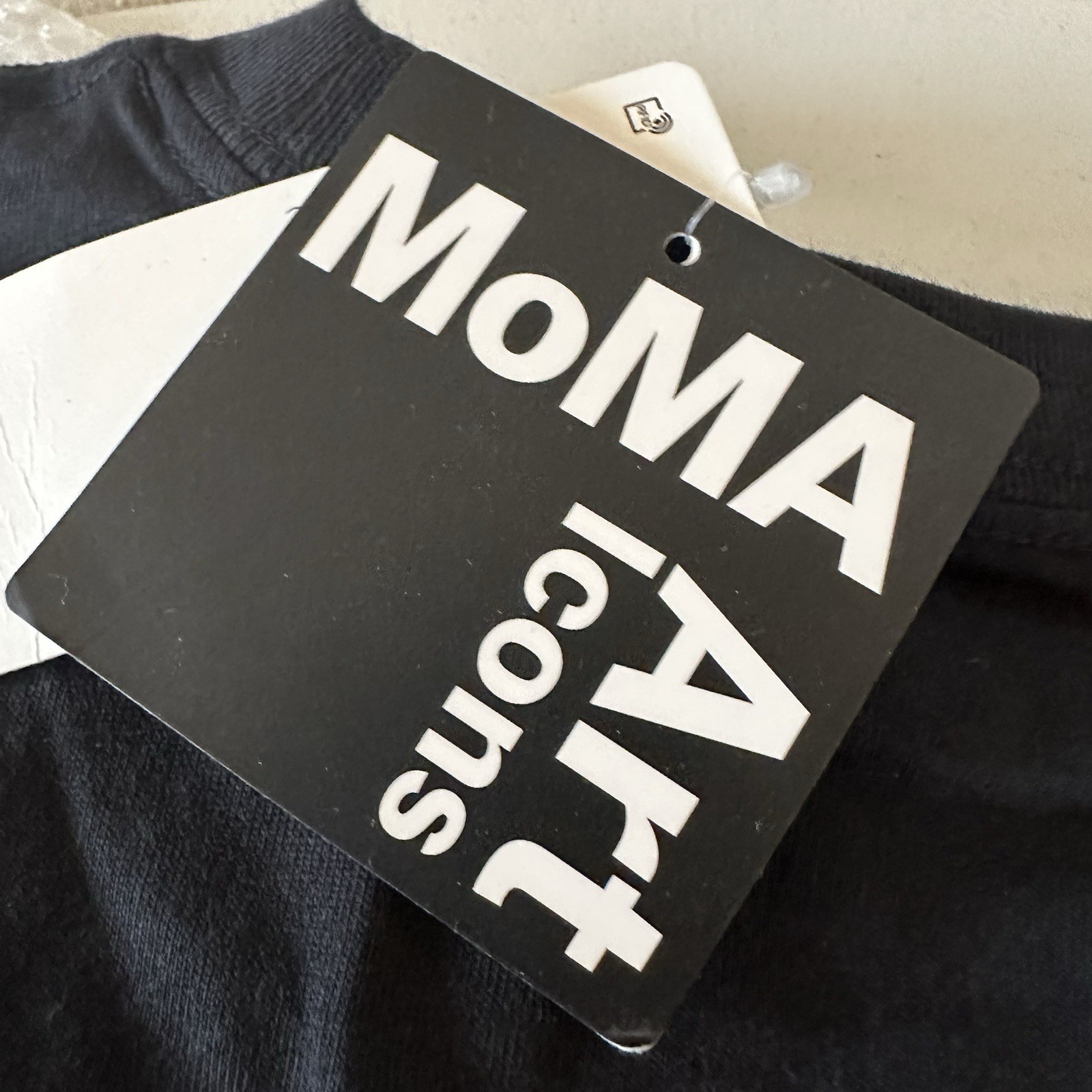 Paul Gauguin MoMA “Still Life with Three Puppies” T SHIRT Lg Japan SIZE LARGE gallery