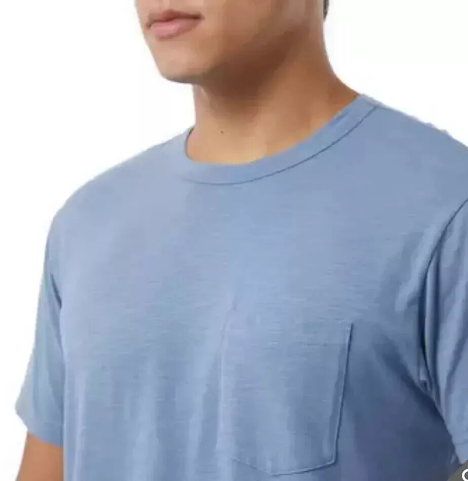 32 Degrees Men's Chest Pocket Relaxed Fit Cotton Tee gallery
