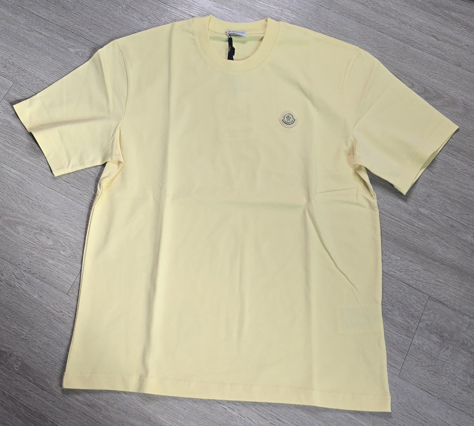 Moncler Men's Yellow Logo Crew Neck Short Sleeve Cotton T-Shirt L New w/ Tags gallery