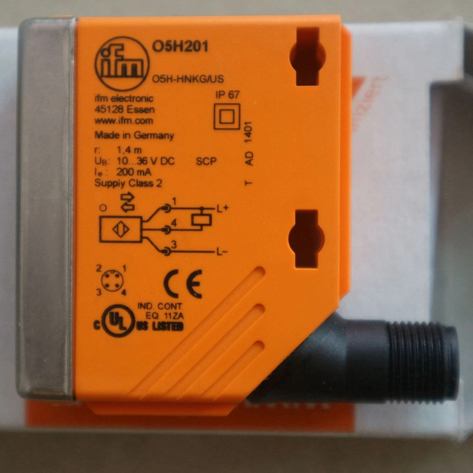 IFM O5H201 Diffuse Reflection Sensors with Background Suppression