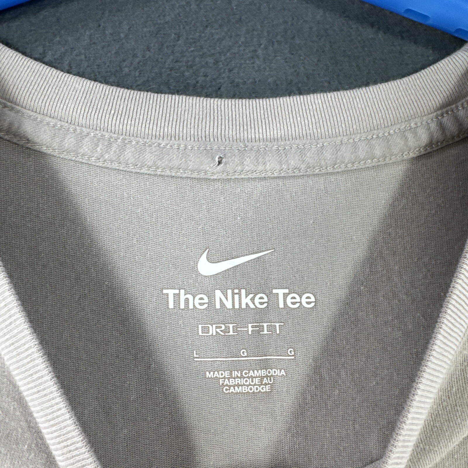 Nike Dri Fit Cold Air Warm Lungs Nathan Bell AIR Long Sleeve Size Large Tan gallery