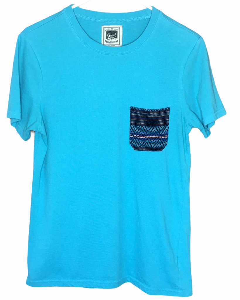 Beautiful Giant Garments Turquoise Graphic Pocket Men’s T-Shirt Size Small Aztec