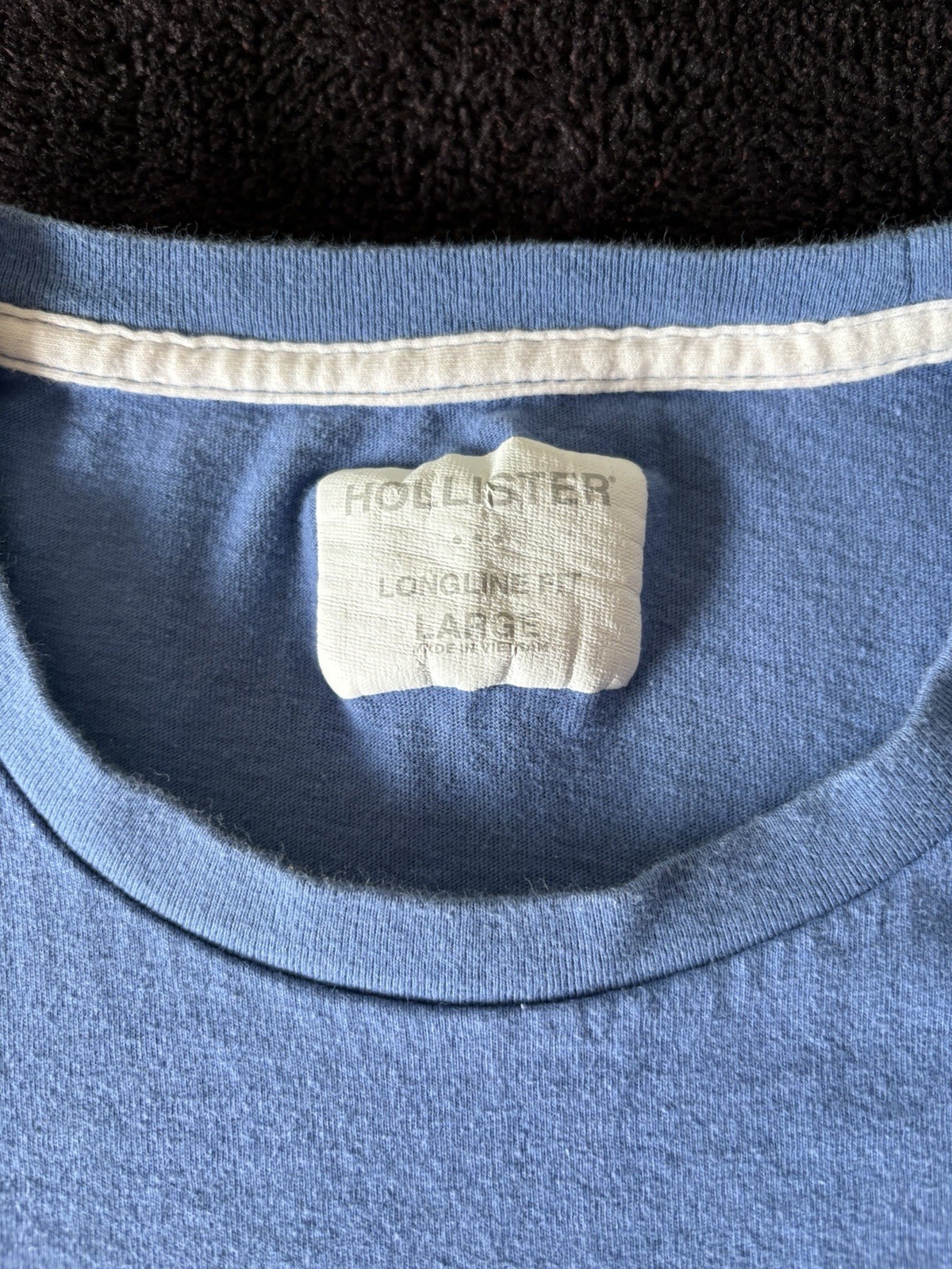 Hollister Longline fit curved bottom hem blue tee size men’s large gallery