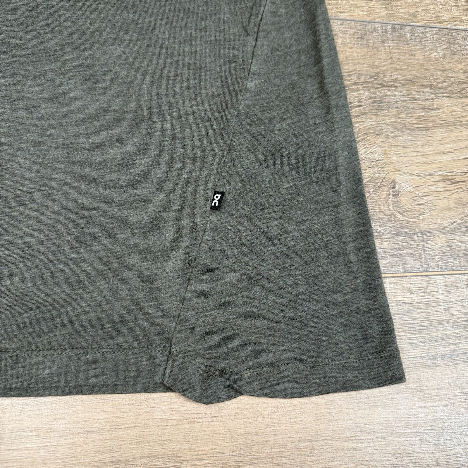 On Cloud Mens Active-T Shirt Large Olive Green Lightweight Soft 37% Modal B9 gallery