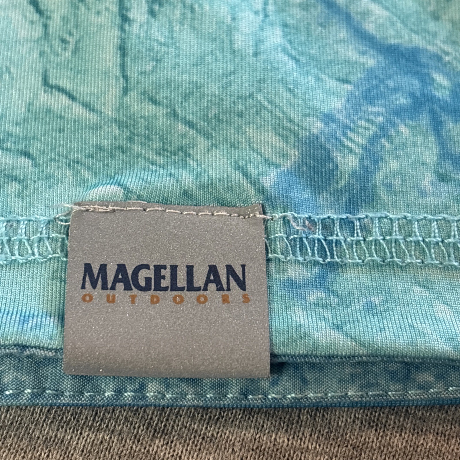 Magellan Fishing T-Shirt Aqua Blue Realtree Fish Camouflage Reversible Size Sm gallery