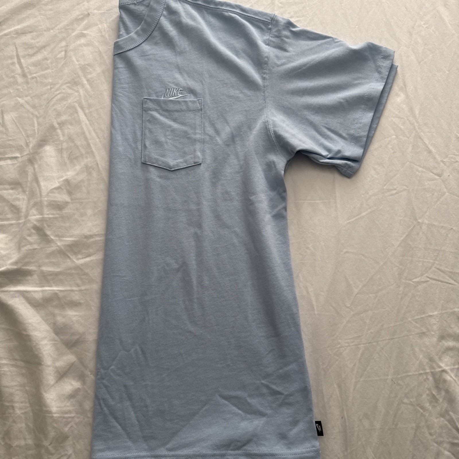 Nike Men’s Heavyweight Pocket Tee - Sky Blue - Size Large - NWT gallery