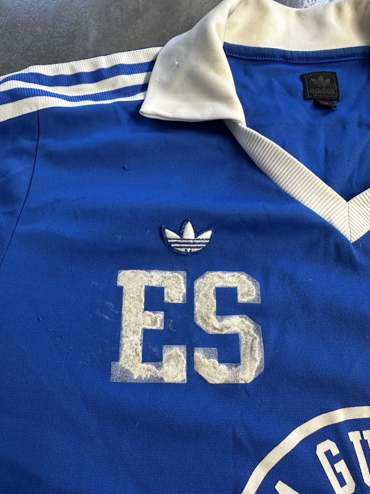 Rare Vintage 2005 Adidas EL SALVADOR Originals Football Polo Shirt Medium Blue gallery