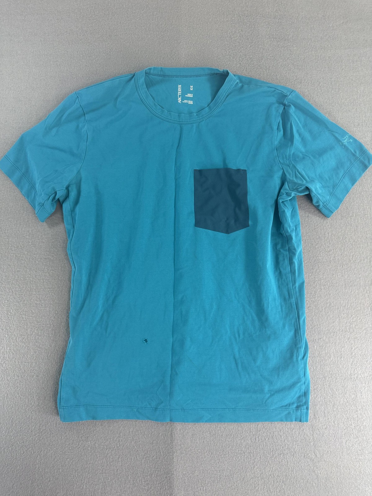 Arc'teryx Anzo Shirt Mens Medium Blue Pocket Performance Stretch Crewneck Tee gallery