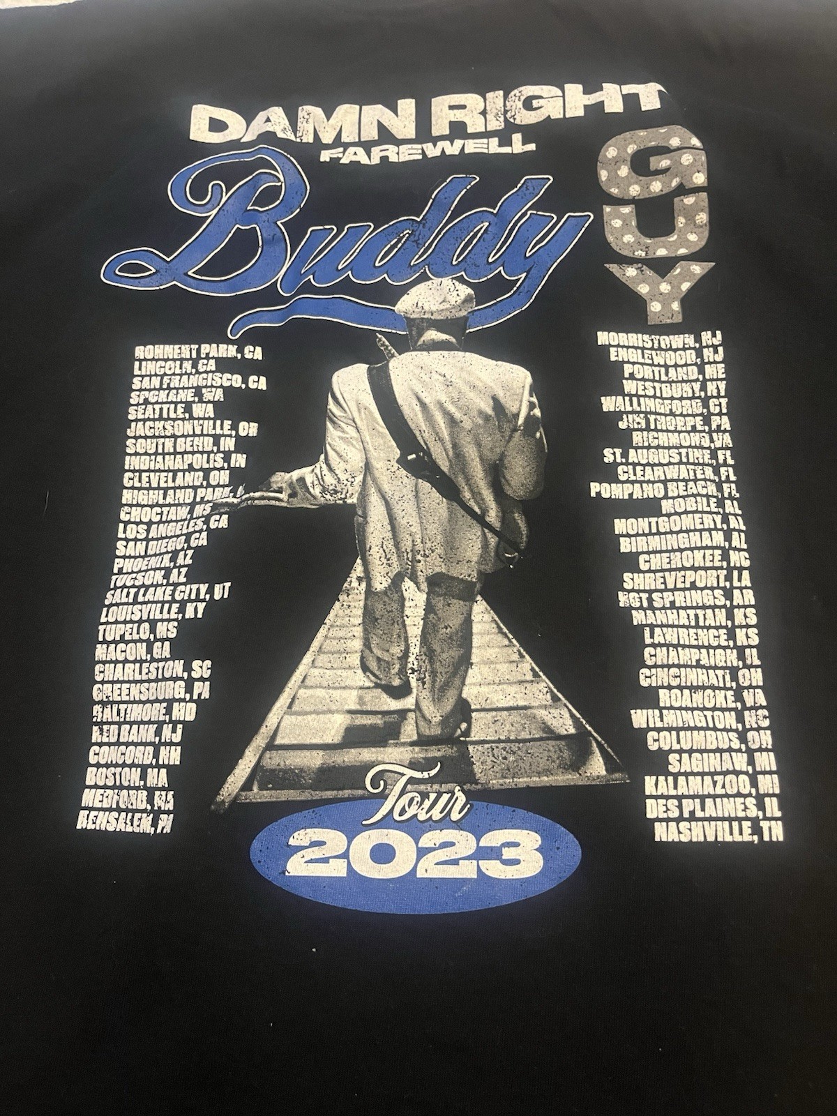 Gildan Heavy Cotton Buddy Guy Live in Person Tour 2023 Black Tee XL gallery