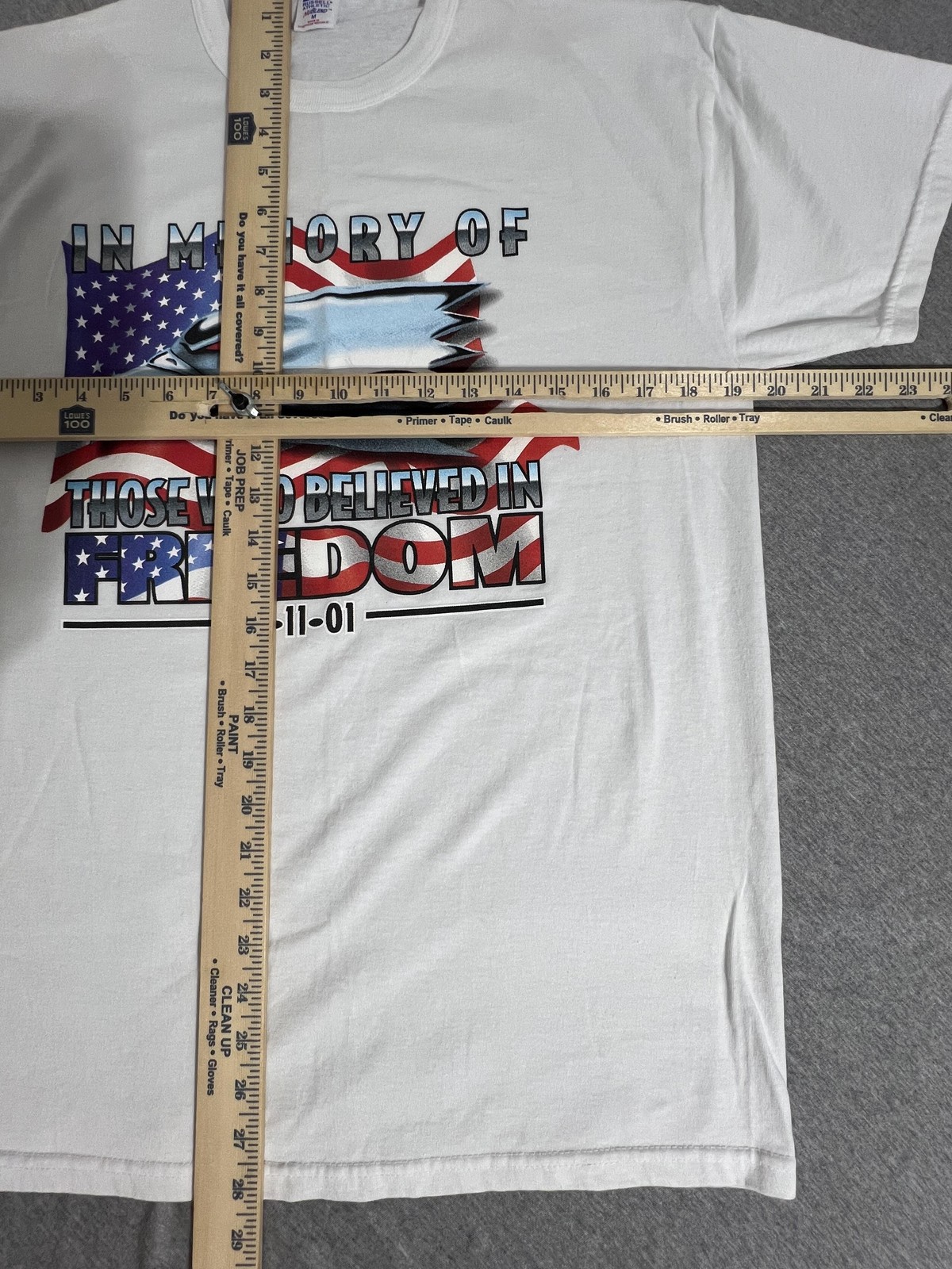 Vintage Russell Athletic Shirt Mens Medium White 9-11 Eagle American Flag 00s gallery
