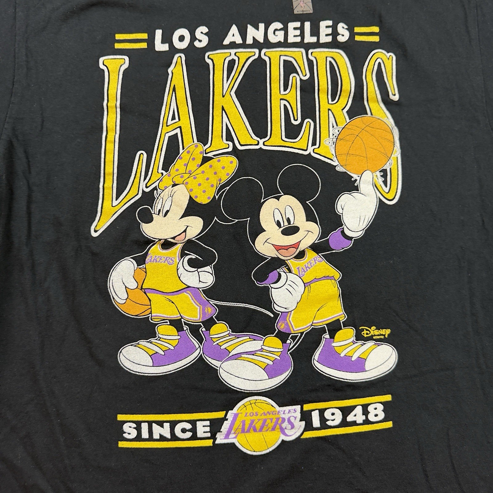 Los Angeles Lakers X Disney Mickey Squad / Graphic T-Shirt Adult Size Medium gallery