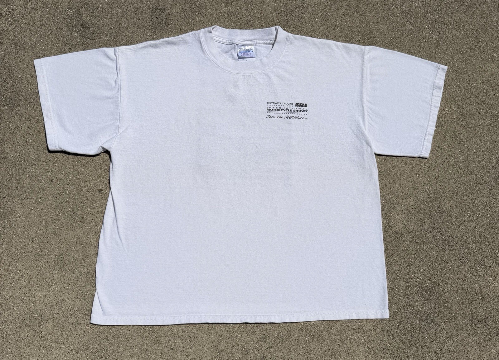 Vintage 90s 00s Toyota Trucks Cycle World Car Auto Promo T-Shirt Size XL gallery
