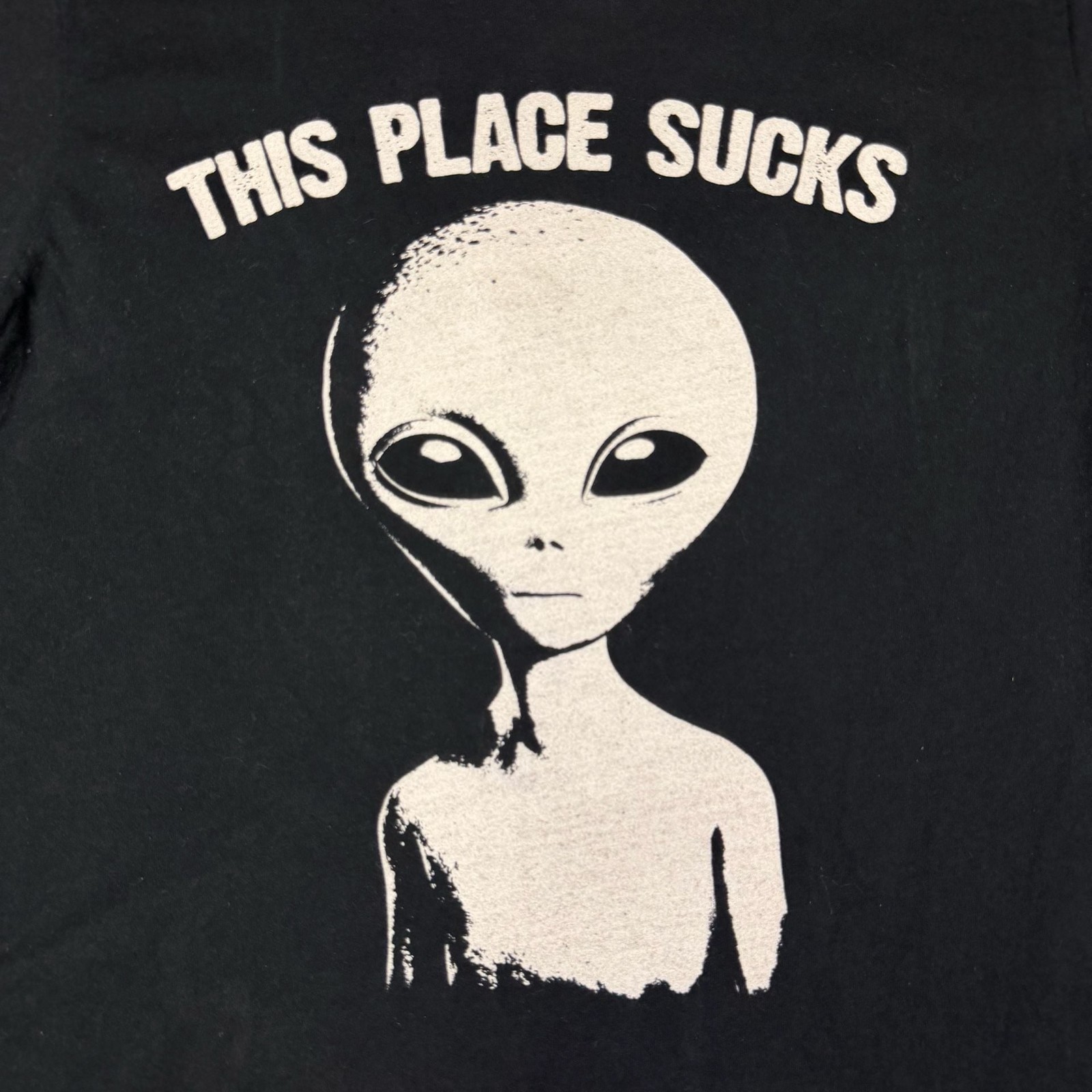 Goodie Two Sleeves This Place Sucks Alien Graphic T-Shirt gallery