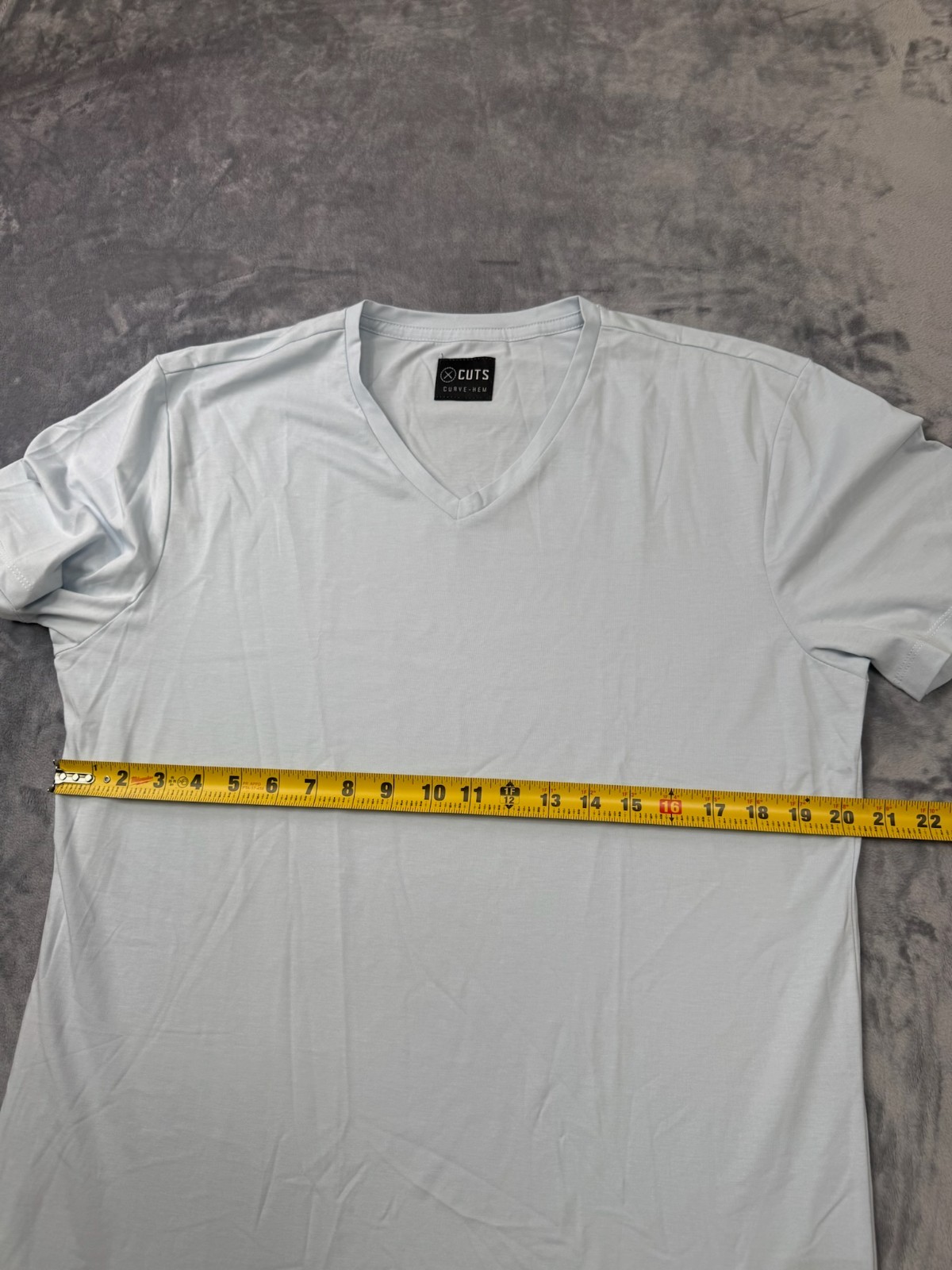 Cuts Clothing Short Sleeve V Neck Curve-Hem T-Shirt Mens XL Glacer Pyca Pro gallery