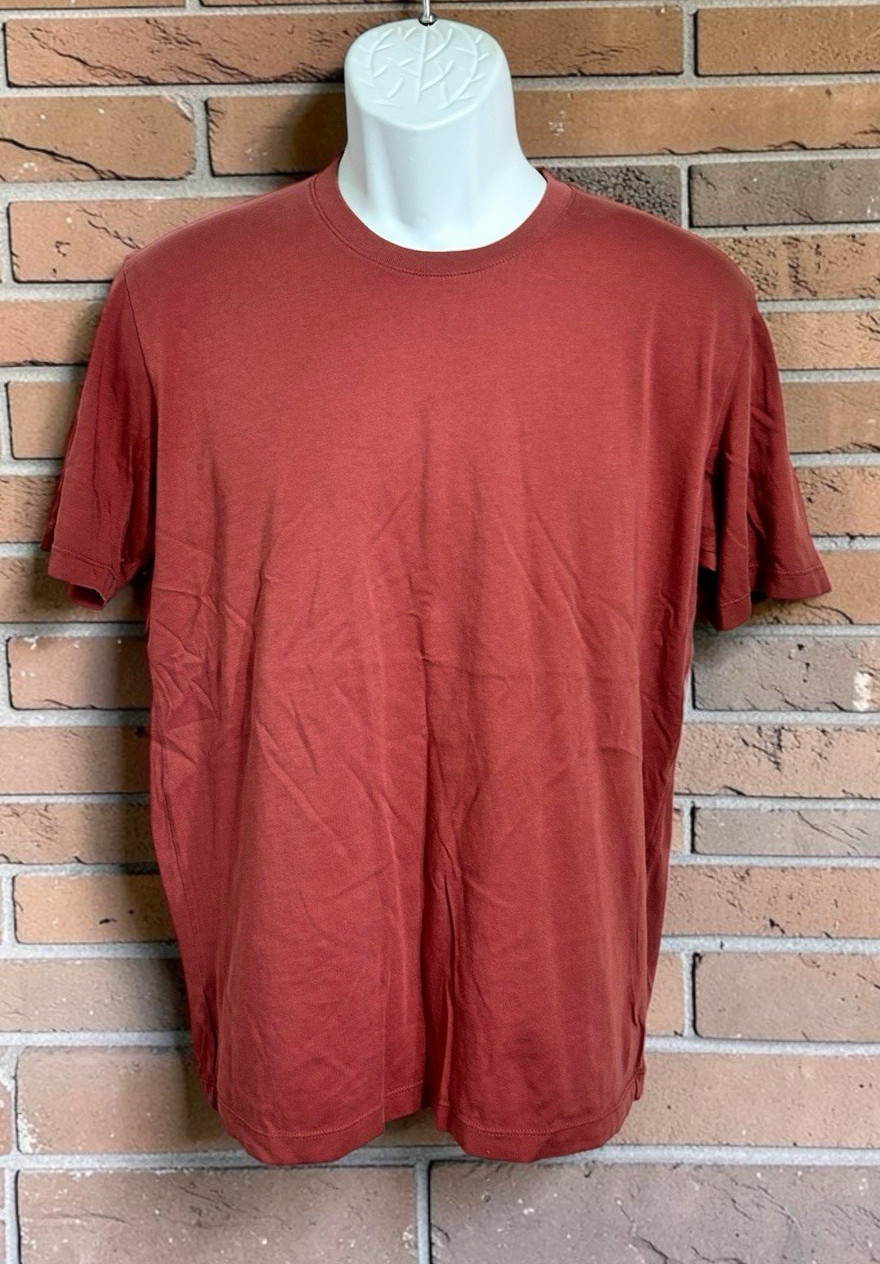 Uniqlo Crew Neck Short Sleeve T-Shirt Men's Size M Red 100% Supima Cotton gallery