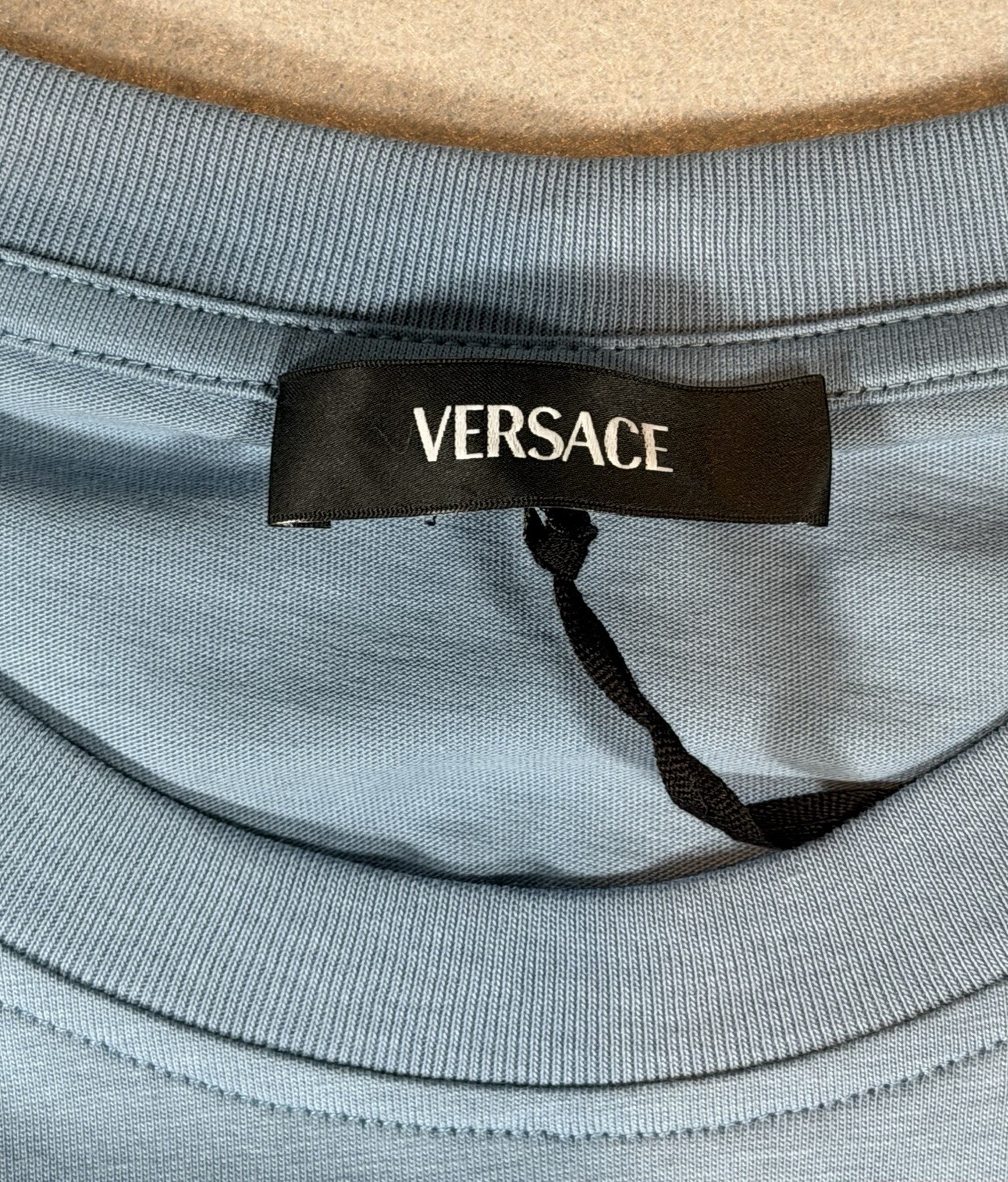 Versace Medusa Light Blue Jersey Short Sleeve T-Shirt Men’s Size L Authentic gallery