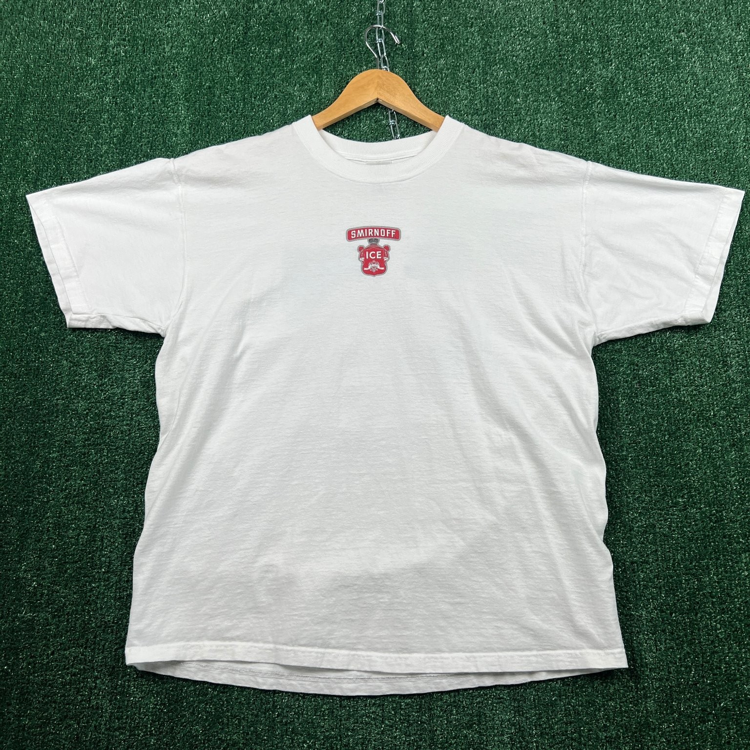 Vintage Smirnoff Ice T-Shirt Mens L White Graphic Promo Center Logo Back Hit Y2K gallery