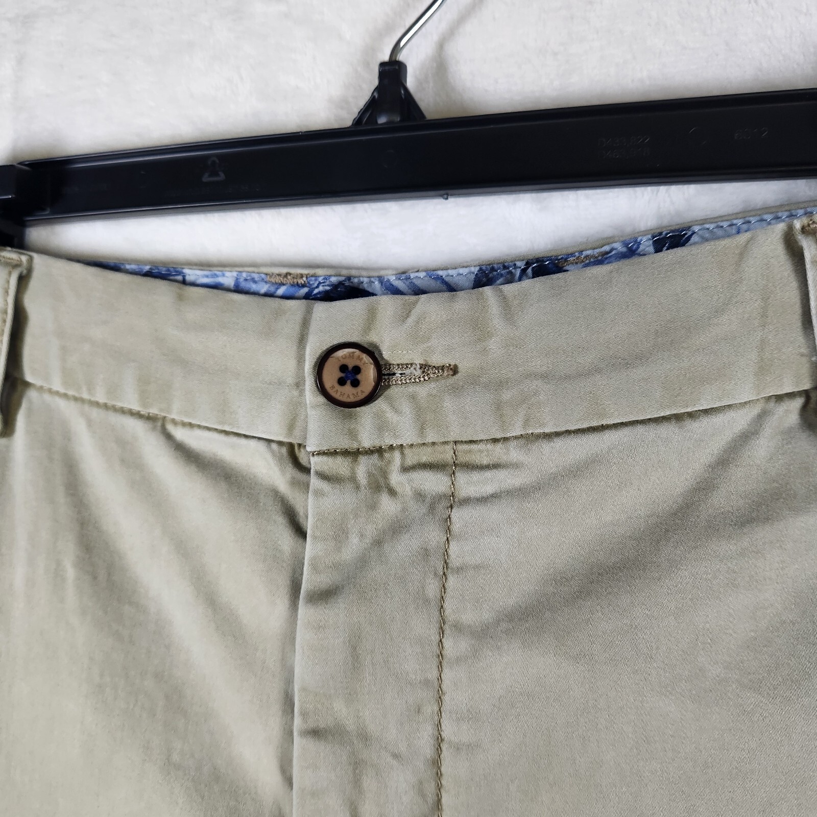 Tommy Bahama 38x32 Flat Front Chino Pants Khaki Relaxed Fit Lightweight gallery