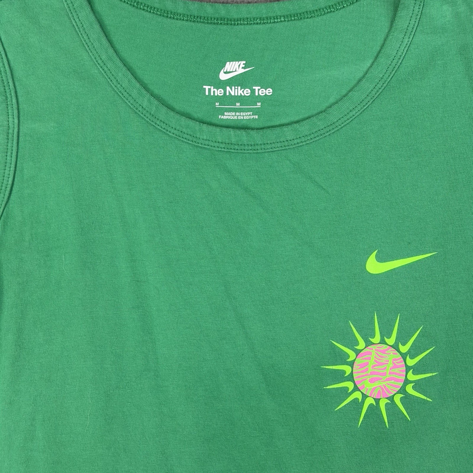 Nike Shirt Mens Medium Green Graphic Print Tank Top Tee Crew Neck Pull Over gallery